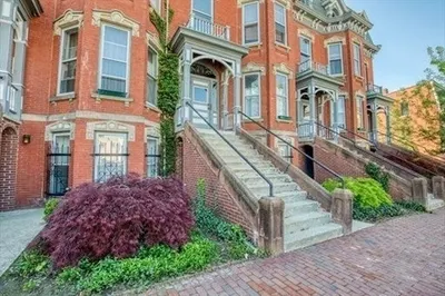74 Temple St #1 1