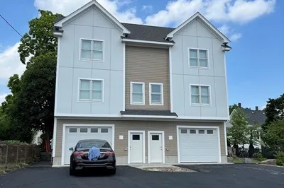 43 Columbia St #1 1