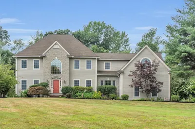 245 Great Pond Rd 1
