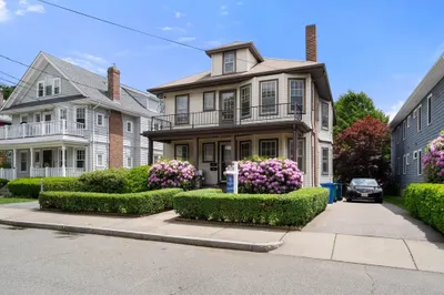128 Jewett Street 1