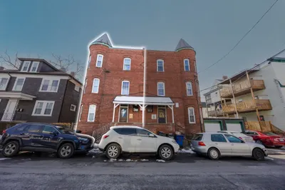 76 Belden St 1