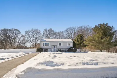 29 Powdermill Rd 1