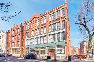 57 Washington St #3D