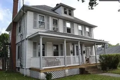 25 Elmwood St #2 1