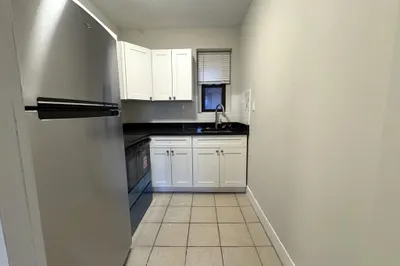 8 Langmaid Ave #23