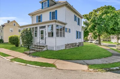 6 Grant Rd 1