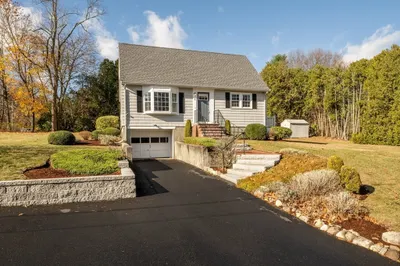 1 Roberts Rd