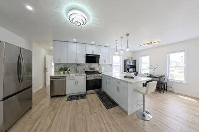 146 Pierce St 1