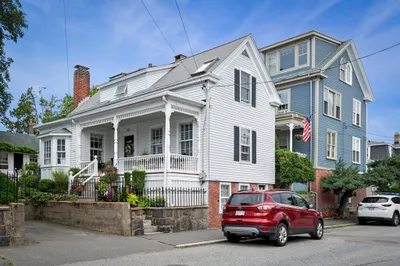 124 Front Street