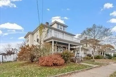 109 Morse Ave 1