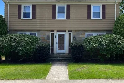 452 West Clinton St 1