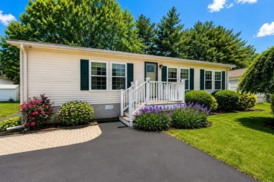 4 Trailwood Drive 1