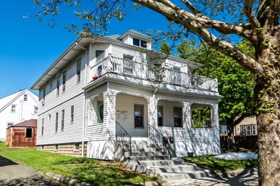 601-603 Main Street 1