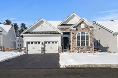 30 Tamarack Way #30