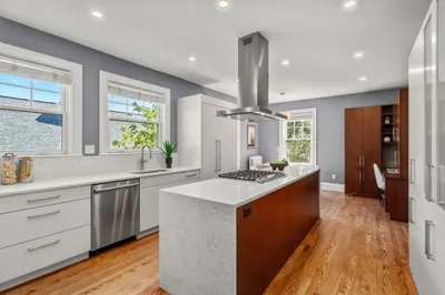 86 Greenough St #3