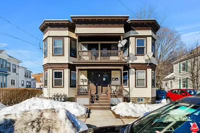 71-73 South Pleasant St 1