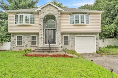 15 Bailey St