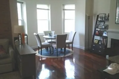 92 Saint Botolph St #3