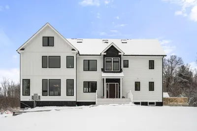 17 Boutwell Rd 1