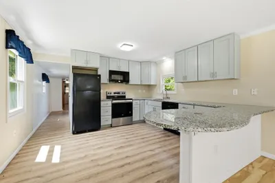 78 Searle Rd 1