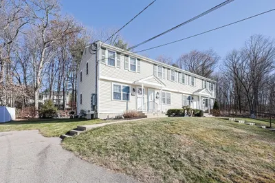 209 South St #1