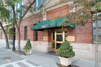 357 Commercial St #516 1