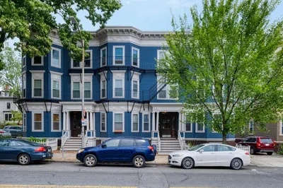 373 Broadway #3LR