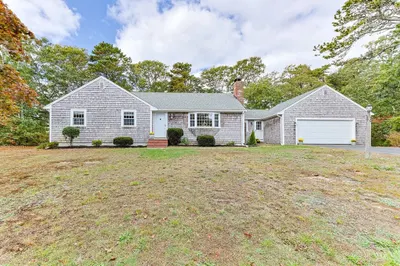 50 Hillside Rd