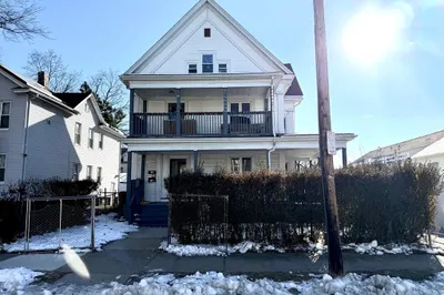 21 Merwin St 1