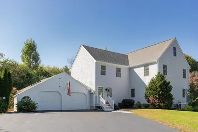 2 Arrowhead Dr 1