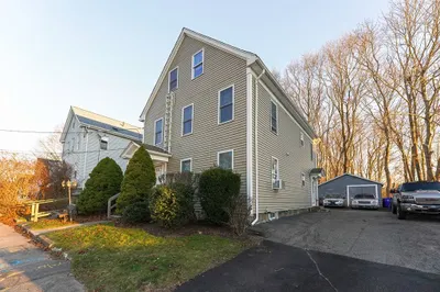 12 Beacon St 1