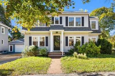 29 Fairview Ave 1