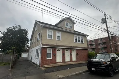 92-94 Waltham Street #4 1