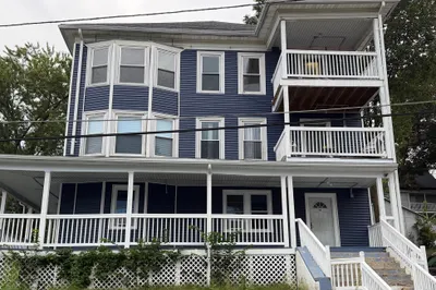 99 Cross St #3R 1