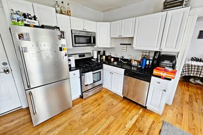 240 Crescent #3