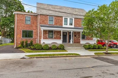 83 Hawthorn Street #83