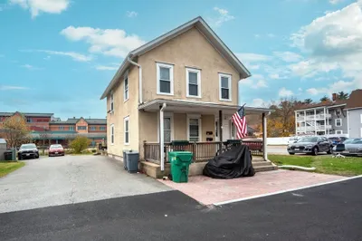 23 Ash St 1