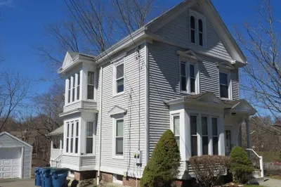 77-79 Messinger Street