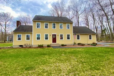4 Leela Ln 1