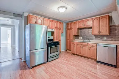 132 Hyde Park Ave #3