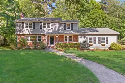 28 Colburn Dr 1