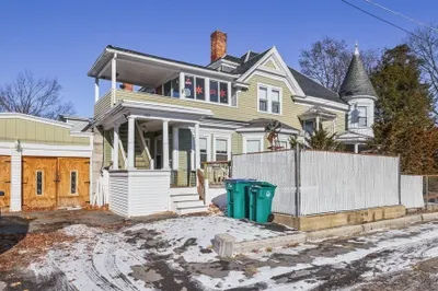 110 Madison St 1