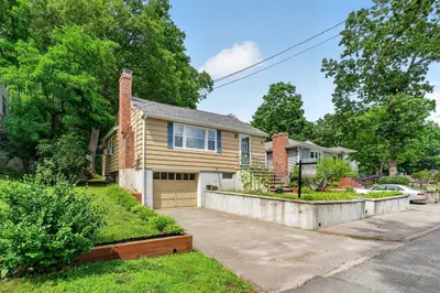 39 Hillsdale Rd 1