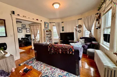 55 Brookley Rd #1R 1