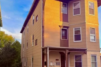 11 Glenwood St 1