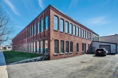 77 Rumford Ave 1