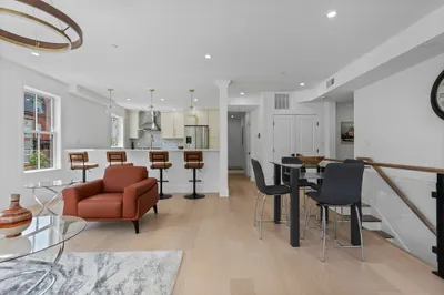 100 White St #1