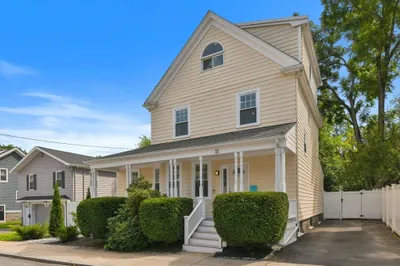 32 Hillock Street 1
