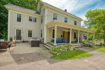 7 Oakland Ave 1