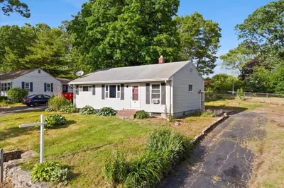 36 Roland Baxter Rd